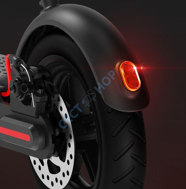 Buy Xiaomi Mi Electric Scooter Pro from £644.77 (Today) – Best